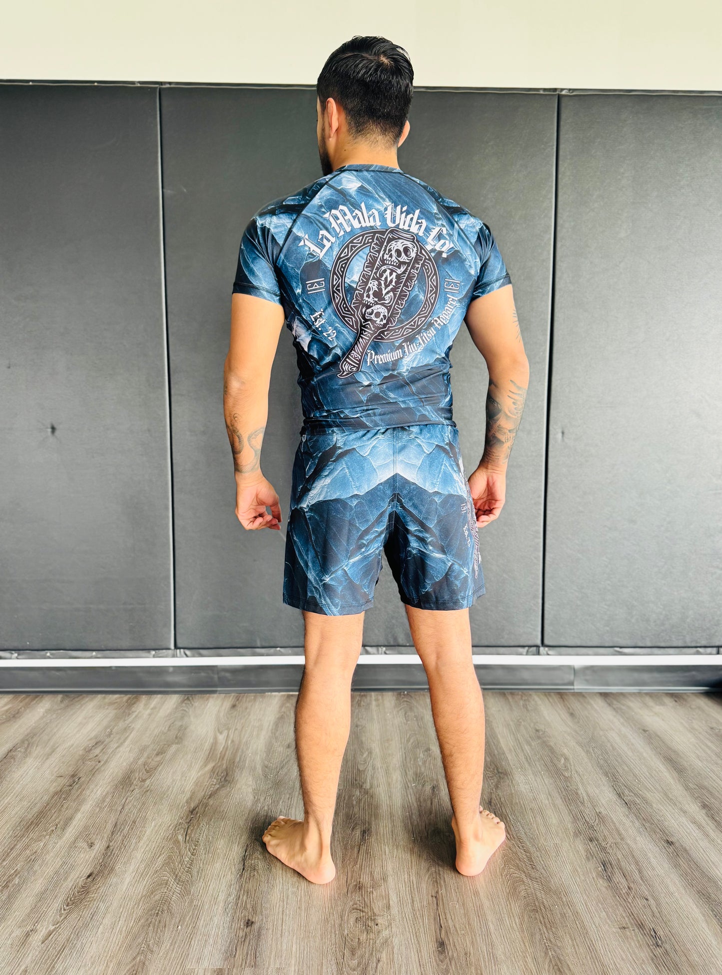 Obsidian Rashguard: Sacred volcanic glass born from fire weapon of the Ancients.