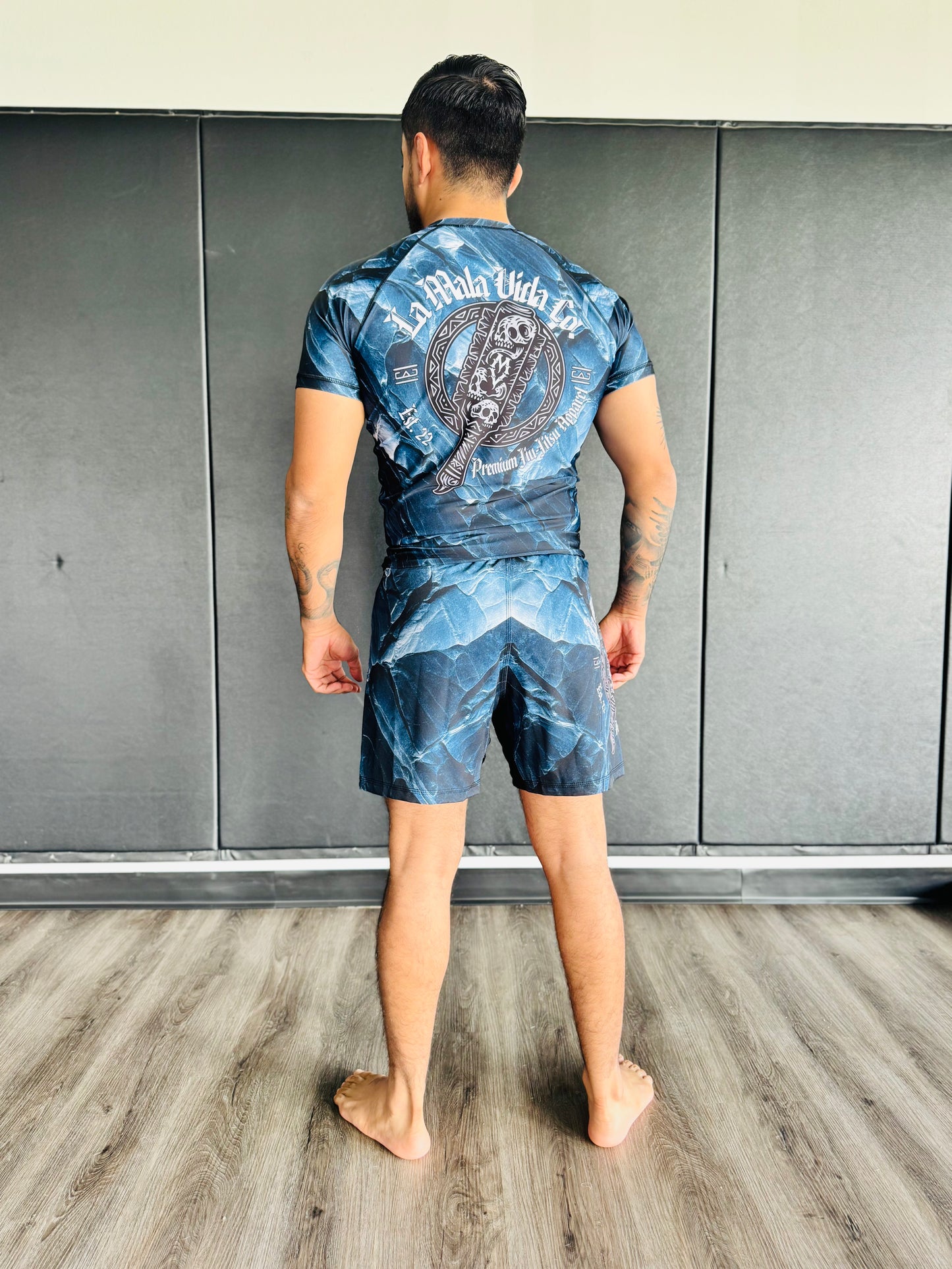 Obsidian Rashguard: Sacred volcanic glass born from fire weapon of the Ancients.